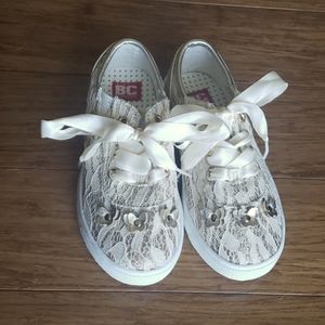 BC tennishoes